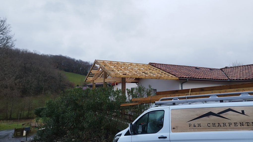 Chantier extension bois en cours - construction ossature bois