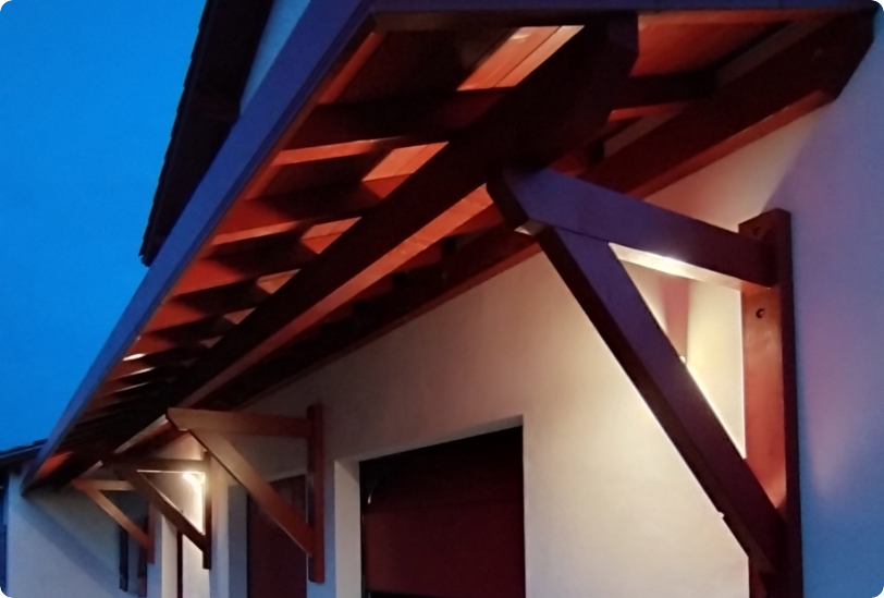 Savoir-faire artisanal en charpente bois - P&M Charpente Pays Basque
